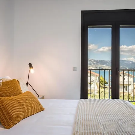 Villa Ionian Village *