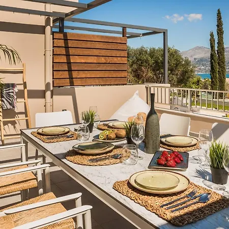 Ionian Village ליקסורי