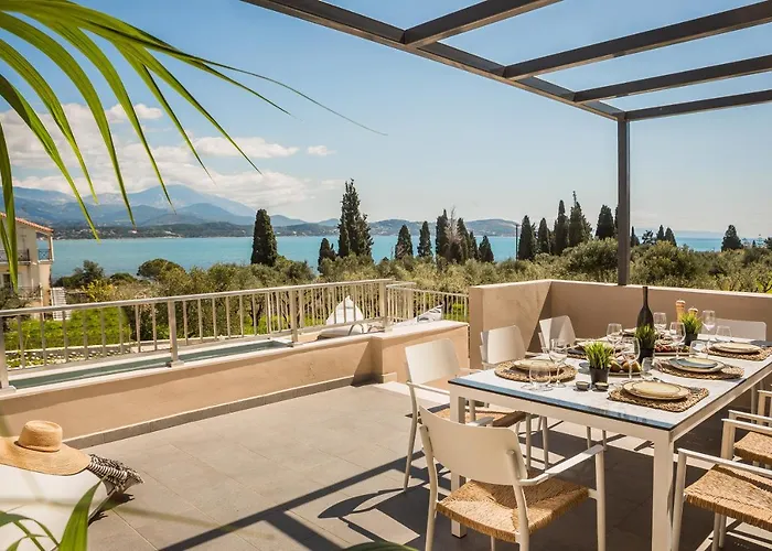 Villa Ionian Village *